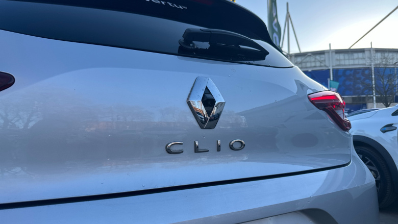 Renault Clio 1.0 TCe 90 Techno 5dr Petrol Hatchback